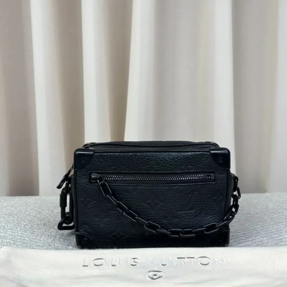 Louis Vuitton Women Pre-Loved Bag Very Good Condition